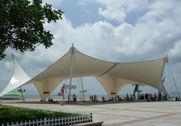 �������ף�Խ��Ĥ�Y�����������������^(q��)���o��